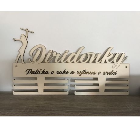 Vešiak na medaily - Diridonky
