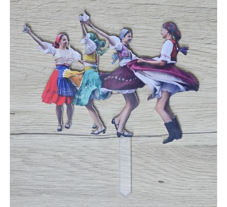 Folklórny tanečníci 3