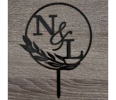 Iniciály novomanželov v kruhu